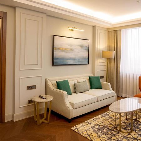 เชอราตัน บิชเคก Hotel ภายนอก รูปภาพ