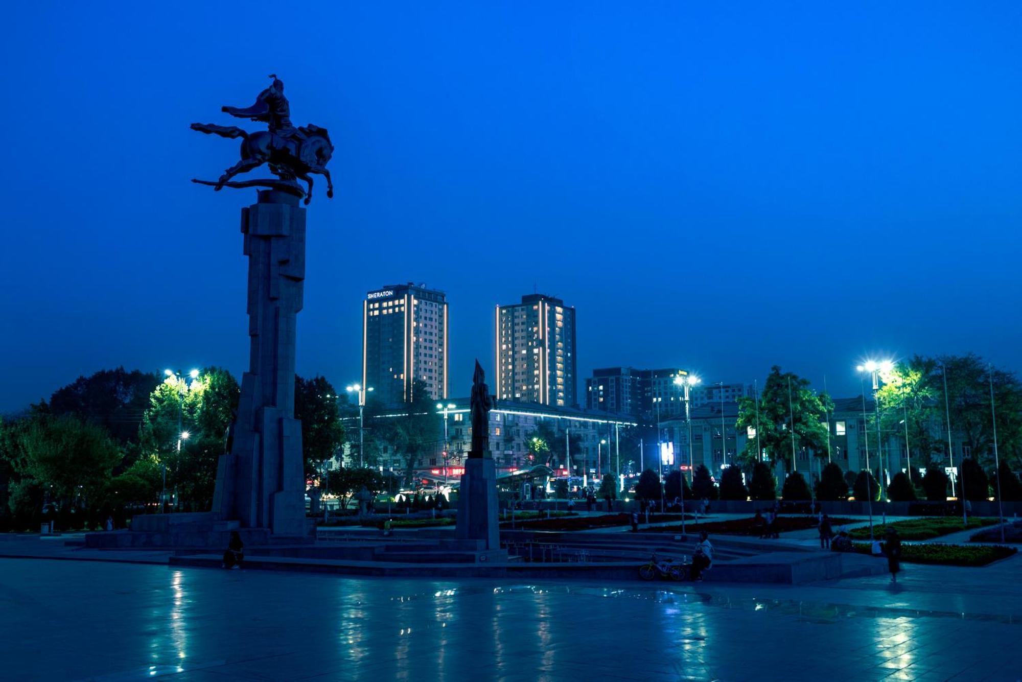 เชอราตัน บิชเคก Hotel ภายนอก รูปภาพ
